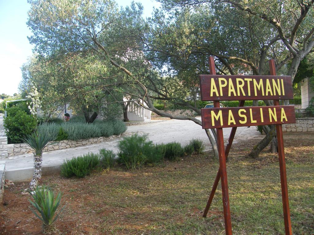 Apartments Maslina Lumbarda Bagian luar foto