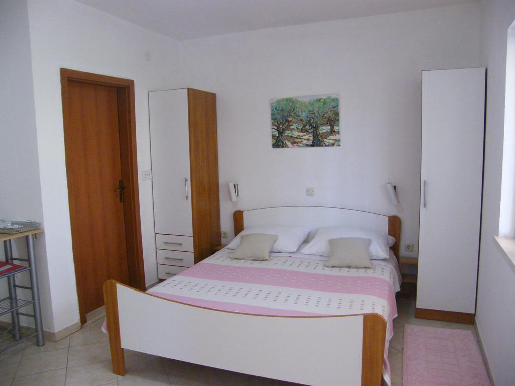 Apartments Maslina Lumbarda Bagian luar foto